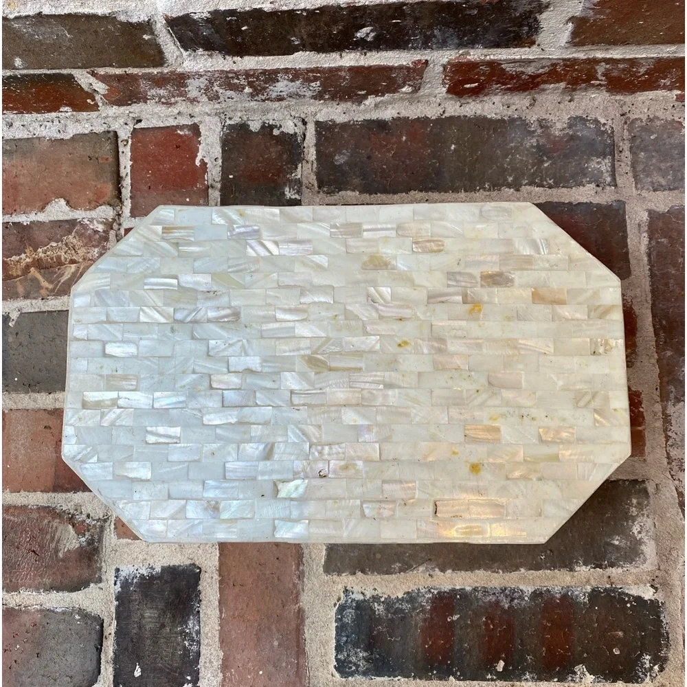 Z Galleria Box: Isla Shell Mosaic